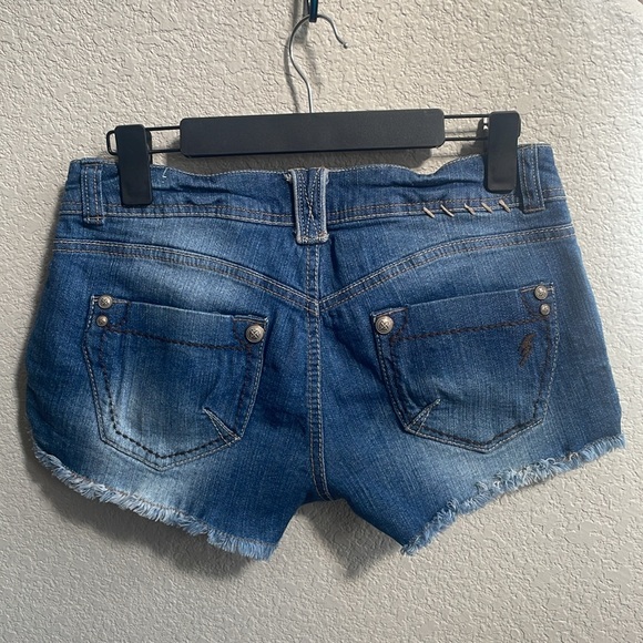 Jolt Jean shorts - Picture 4 of 5